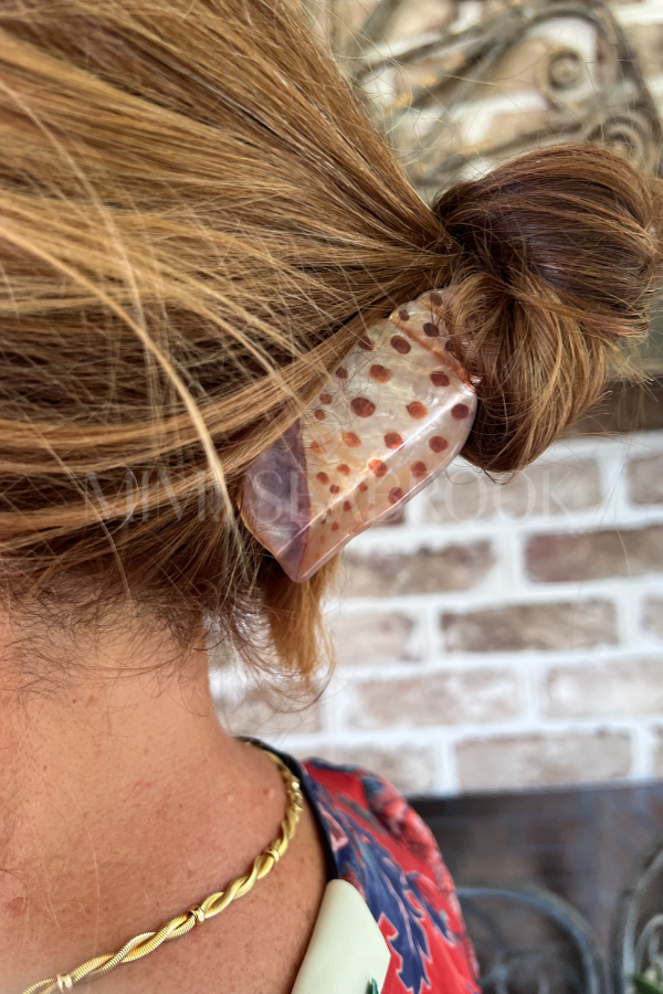 Brucie hair claw clip, natural