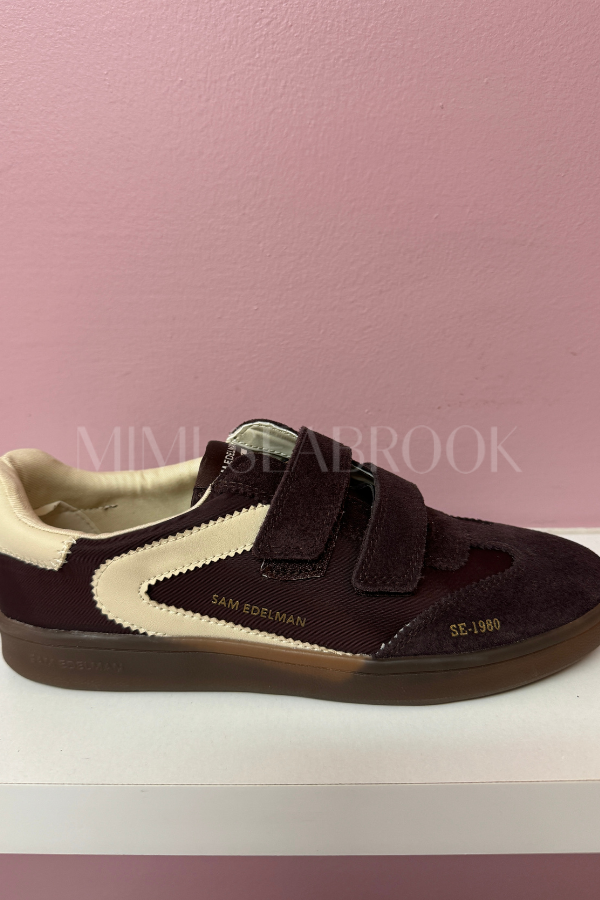 Talia Sneakers, chocolate suede By Sam Edelman