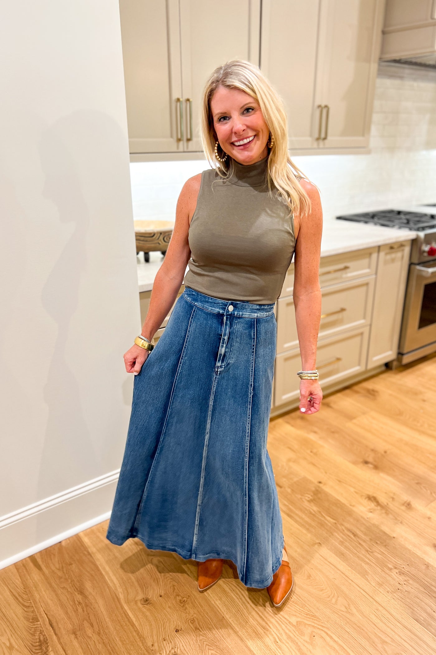 Monroe skirt