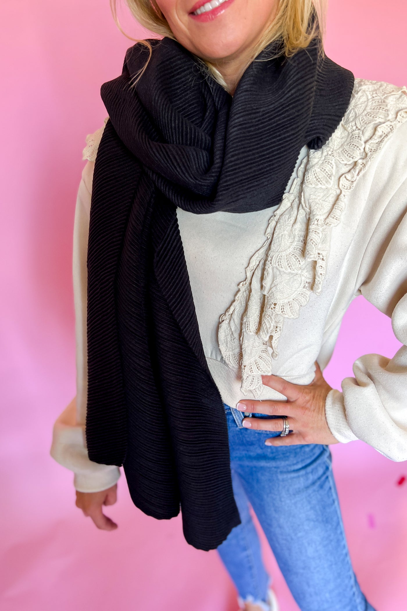 Hurst scarf wrap, black