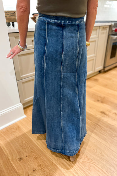 Monroe skirt