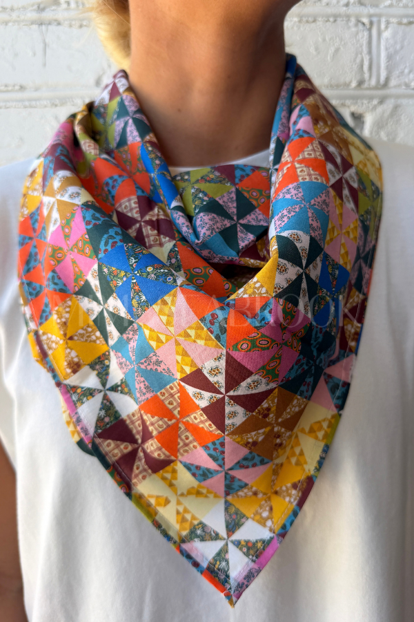 Amber scarf