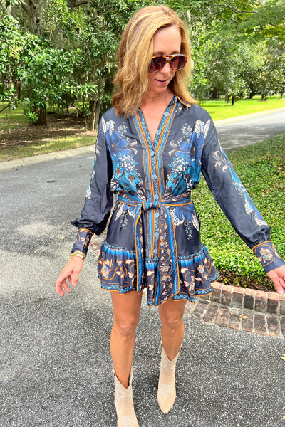 Bloom Tapestry Black Long Sleeves Mini Dress by Farm Rio – Mimi Seabrook