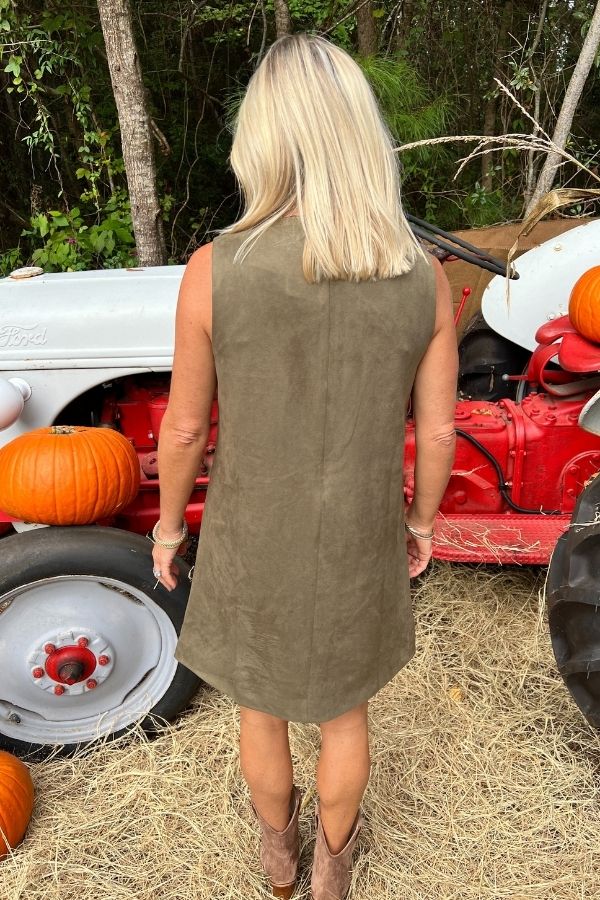 Cardinal dress