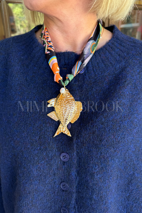 Edson scarf necklace