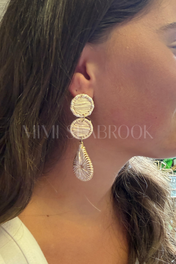 Eliza earrings, beige