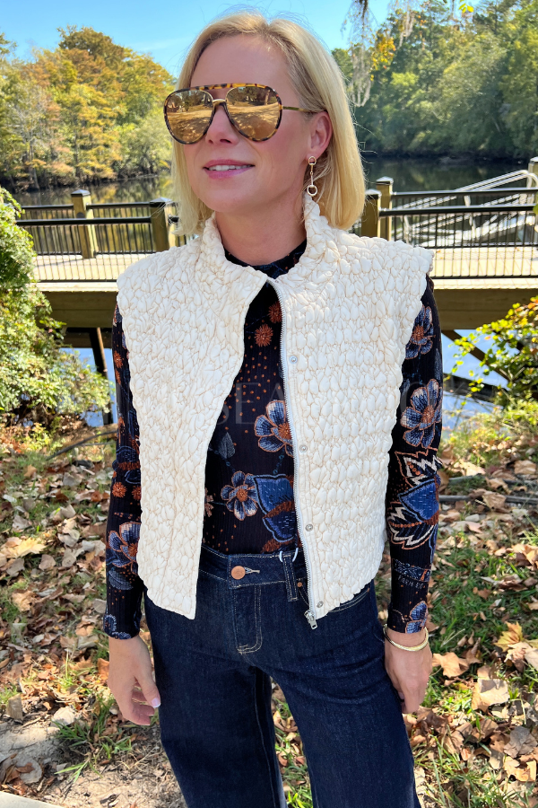 Emery vest, ivory