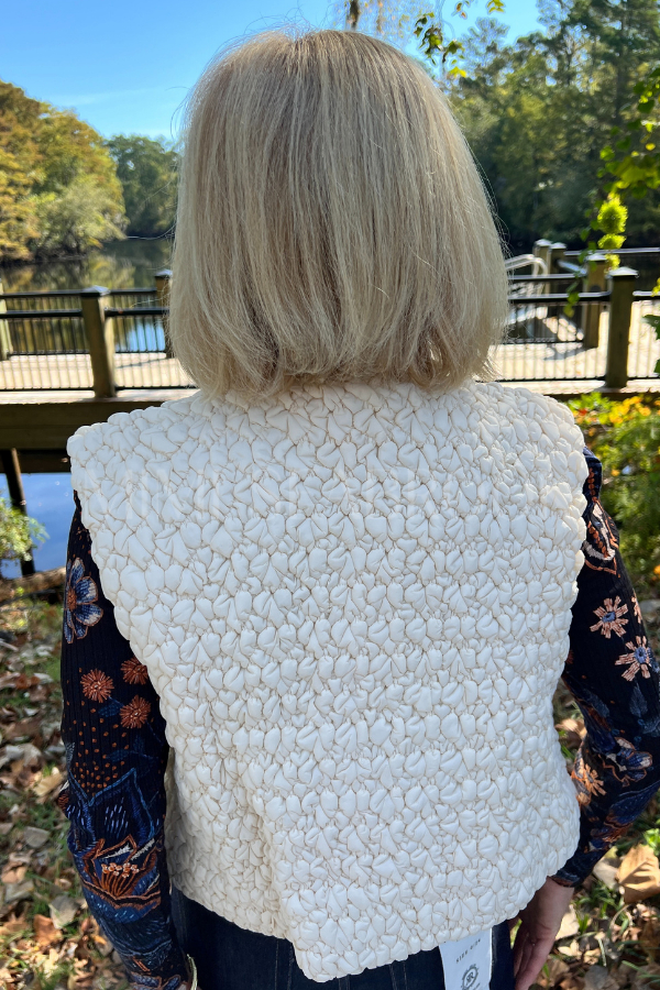 Emery vest, ivory