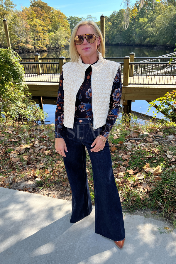 Emery vest, ivory