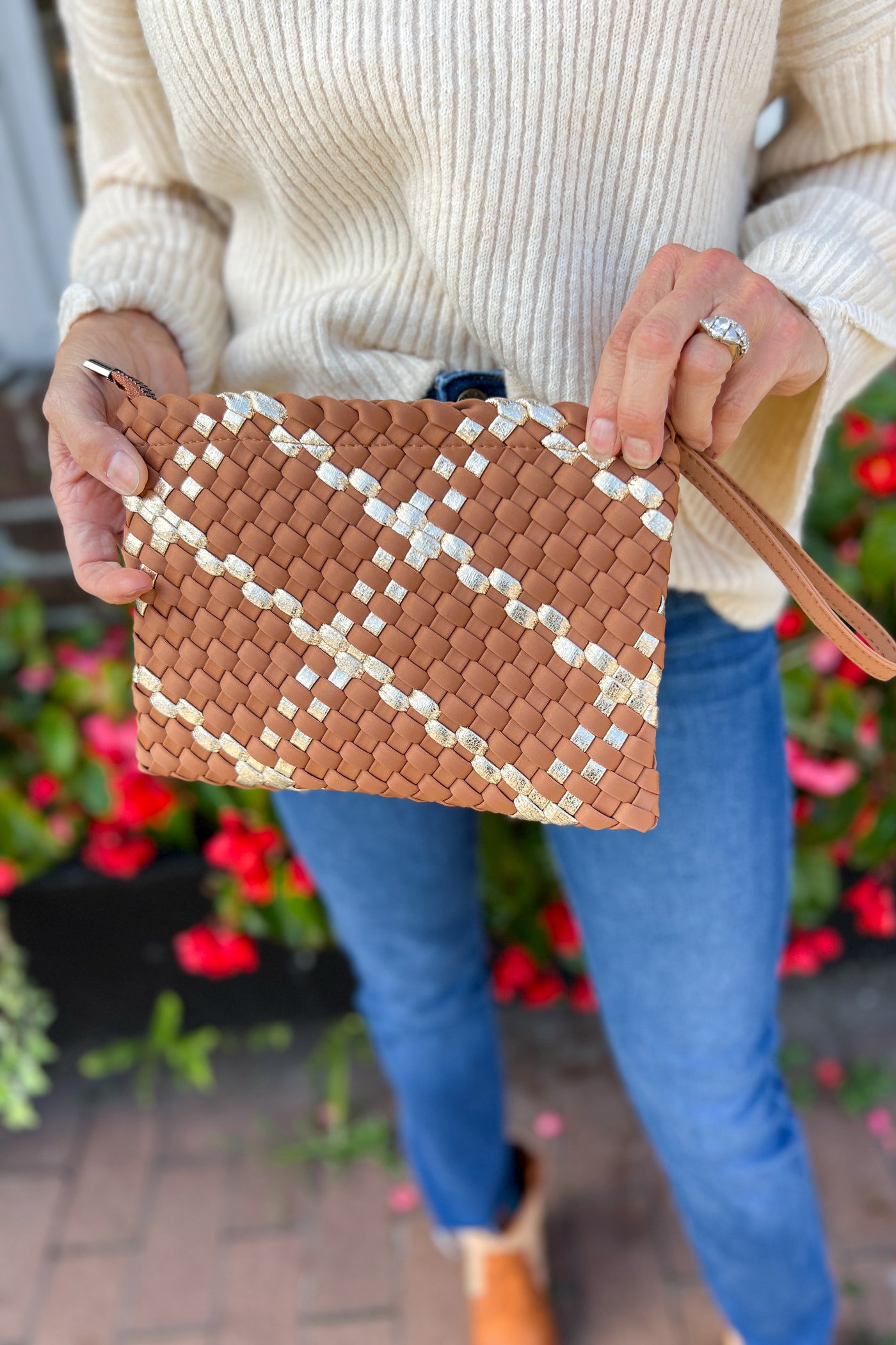 Bennett Woven Bag, Brown & Gold