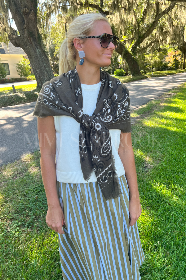 Fallon scarf, army green