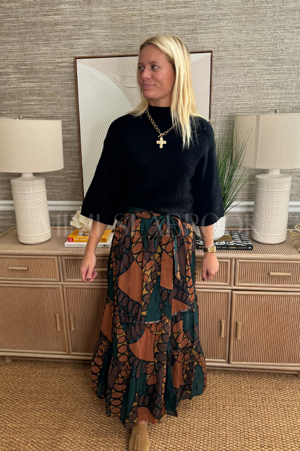 Faulkner sweater top, black