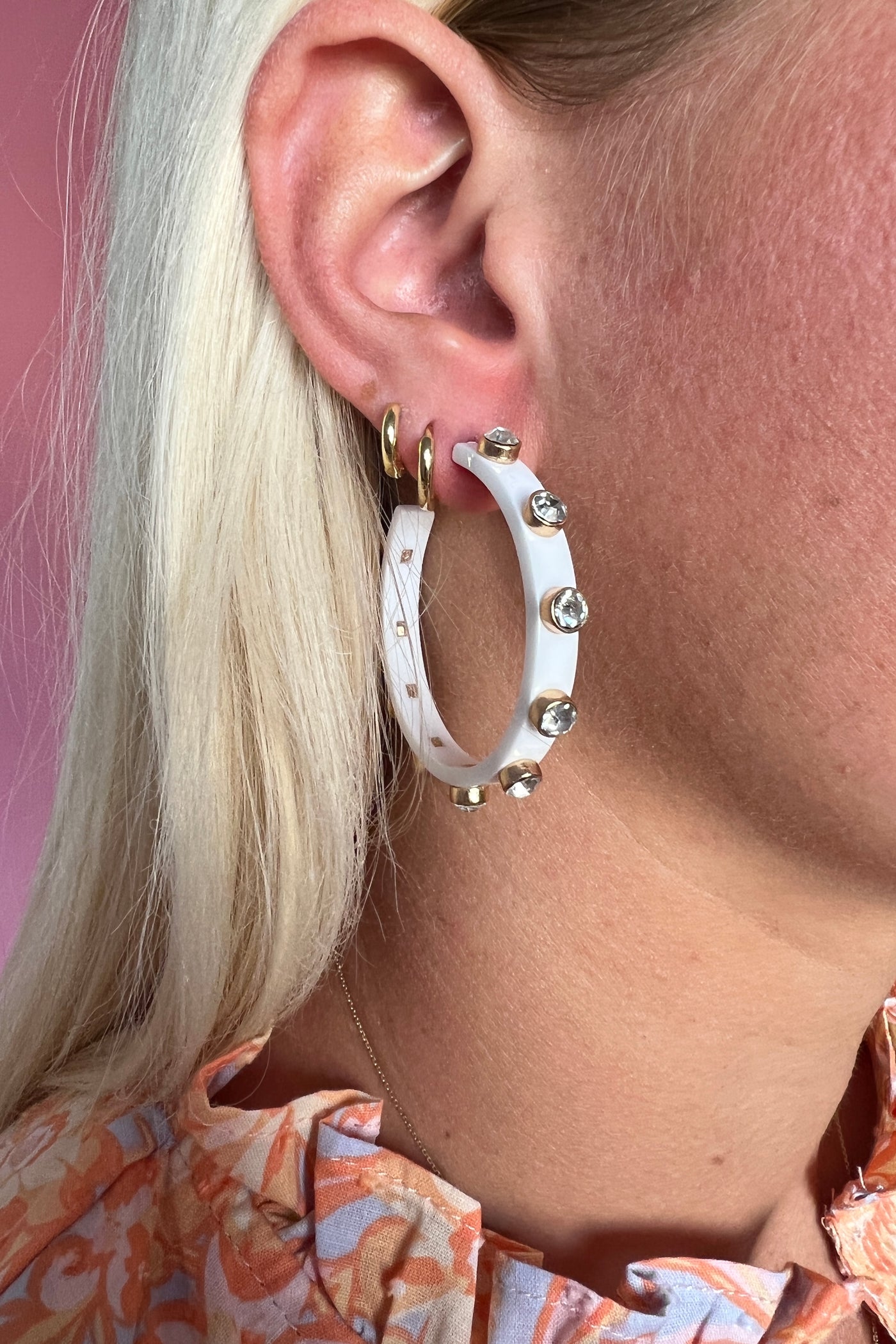 Landis Earrings, white