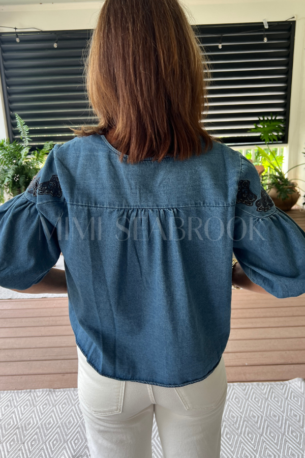 Harcourt top