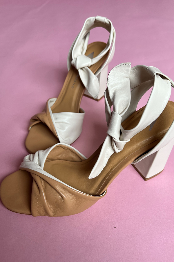 Hendrix heels, tan/offwhite