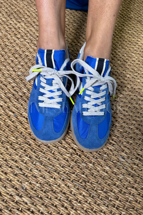 Jasmine Sneaker, blue suede
