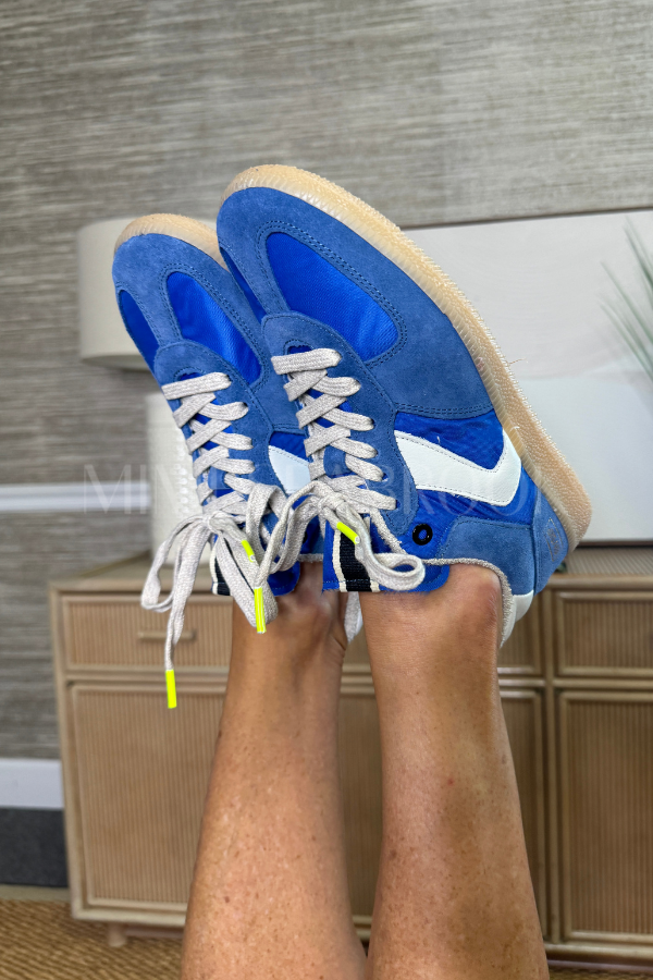 Jasmine Sneaker, blue suede