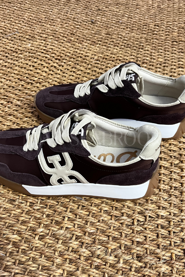 Langley sneakers, cafe noir by Sam Edelmam