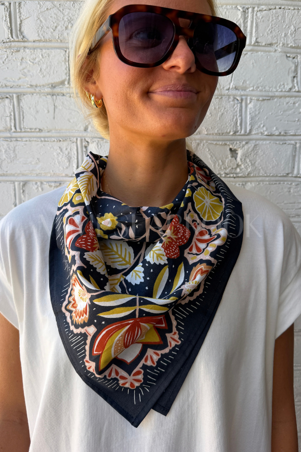 Marigold scarf