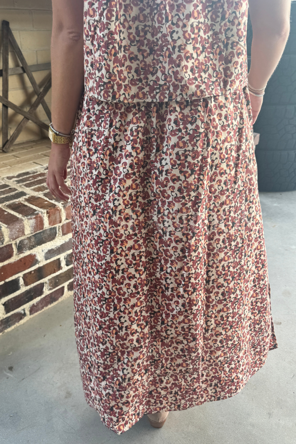 Peeler skirt