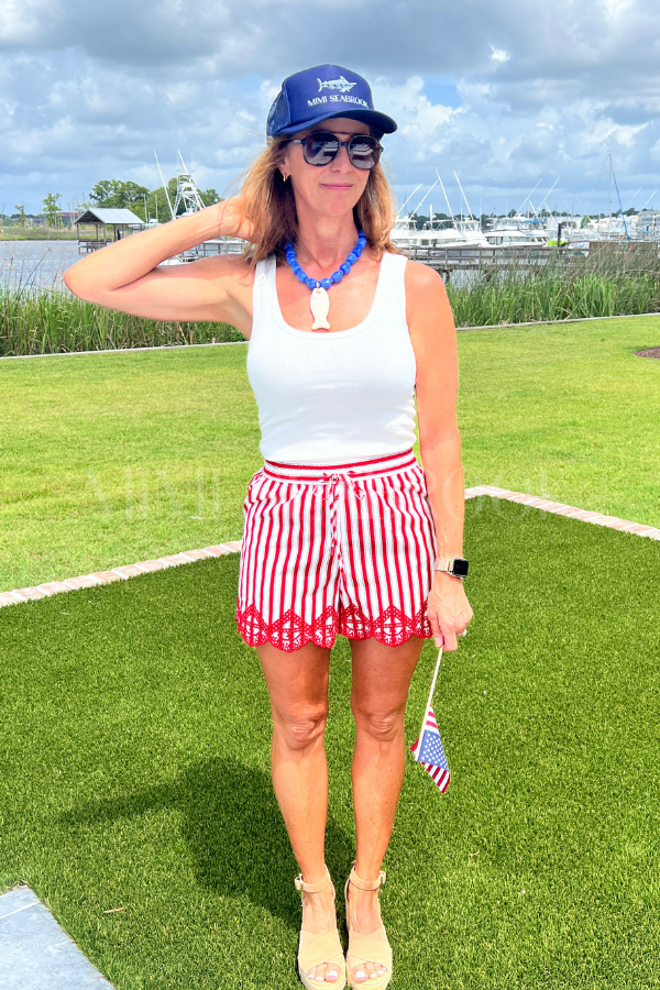 Quinby shorts, red white