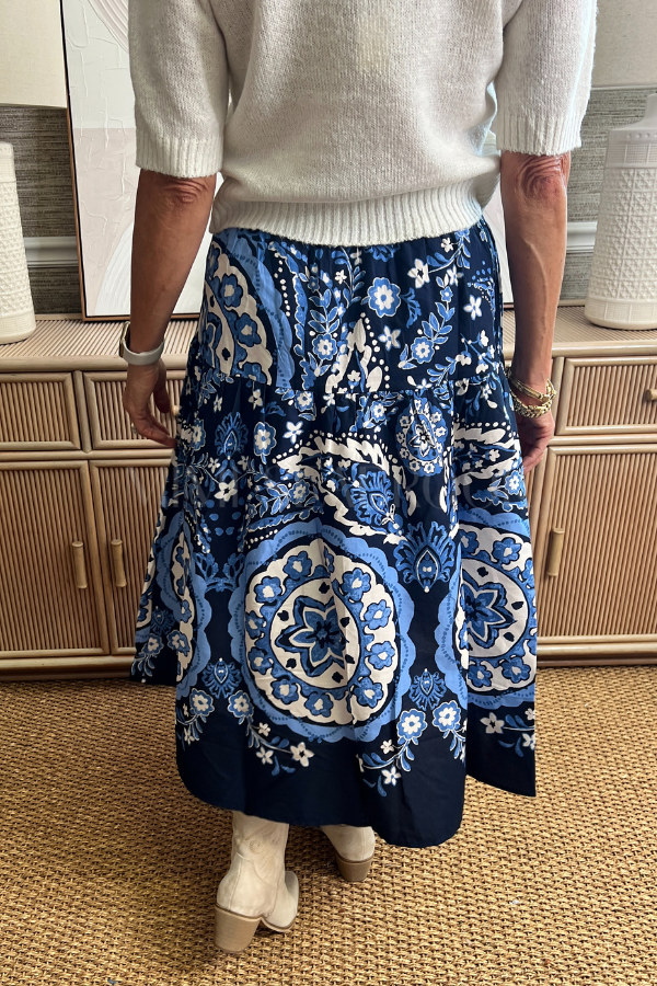 Seagle skirt, navy medallion print