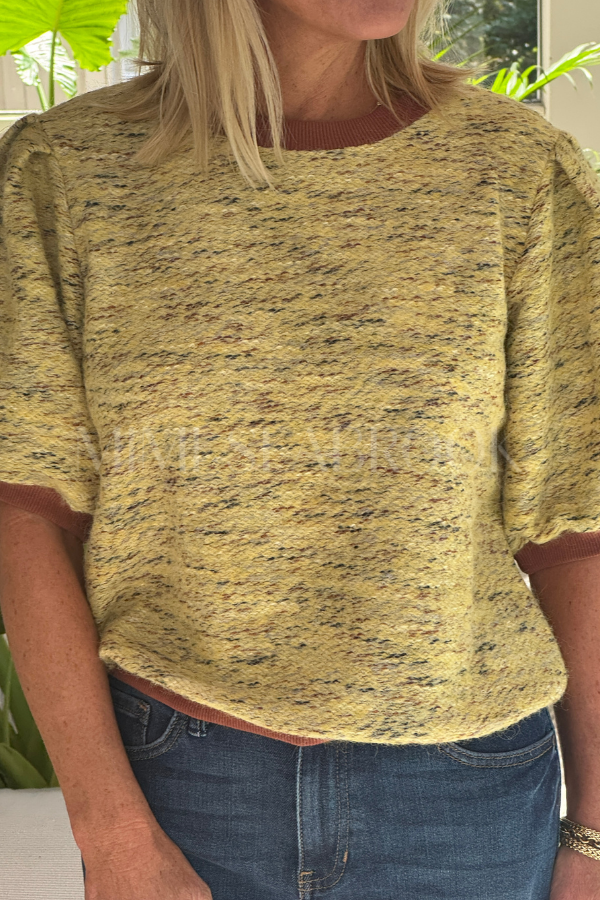 Stanhope top, yellow