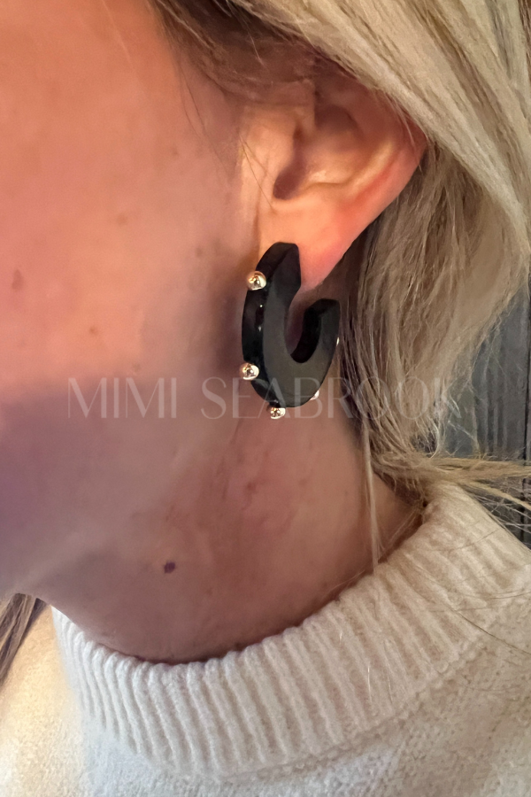 Tara Earrings, black
