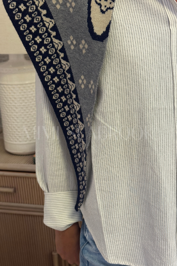Temperance scarf