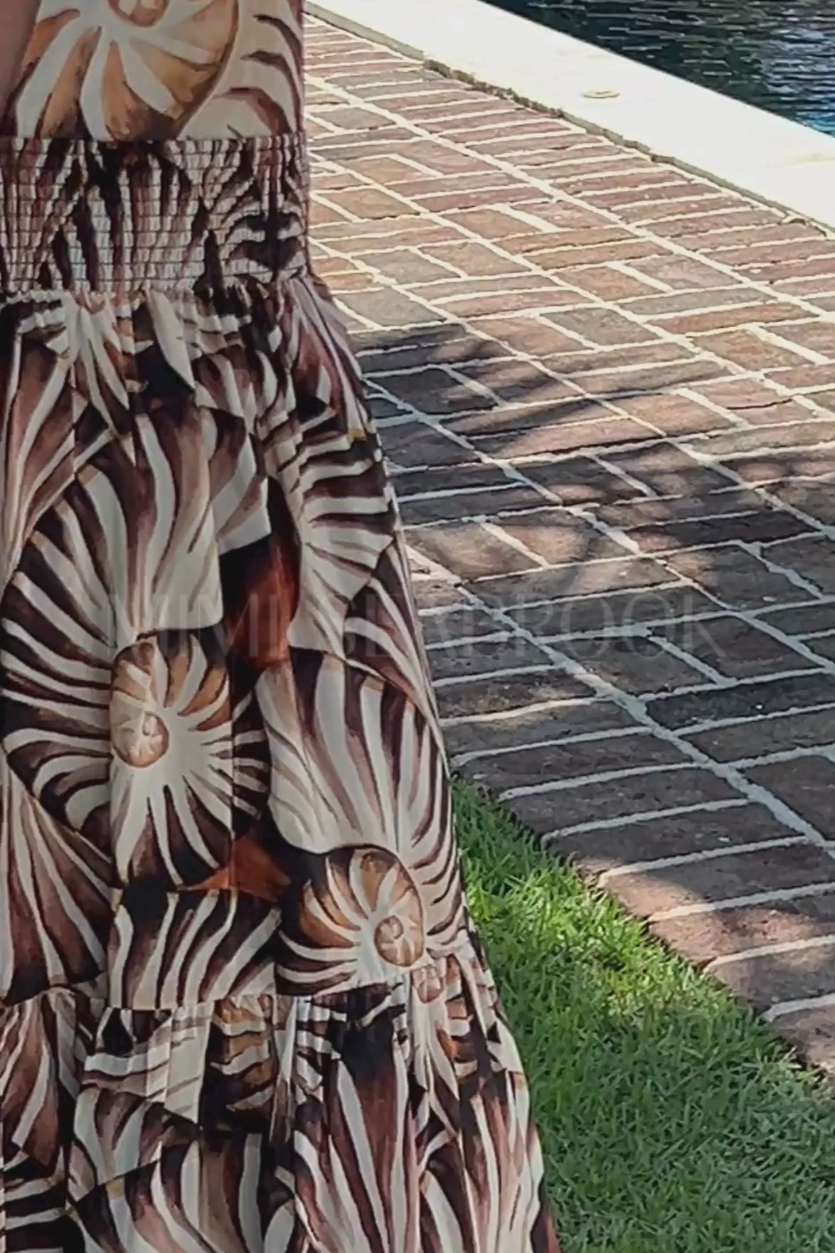 Ammonite Knot Maxi Dress by Farm Rio – Mimi Seabrook